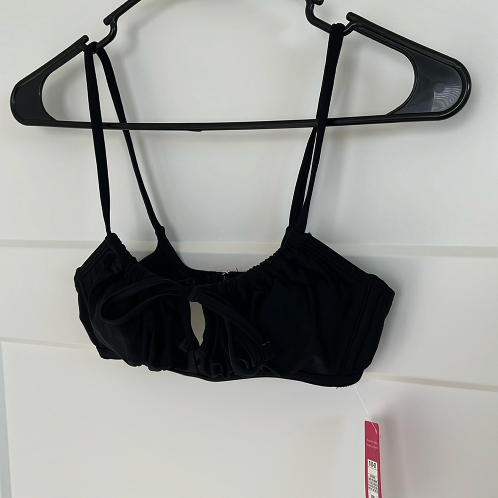 BRAND NEW Xhilaration bikini top